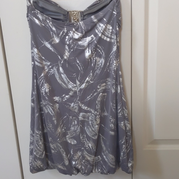 Size small grey and silver Taboo cocktail dress - Picture 3 of 4
